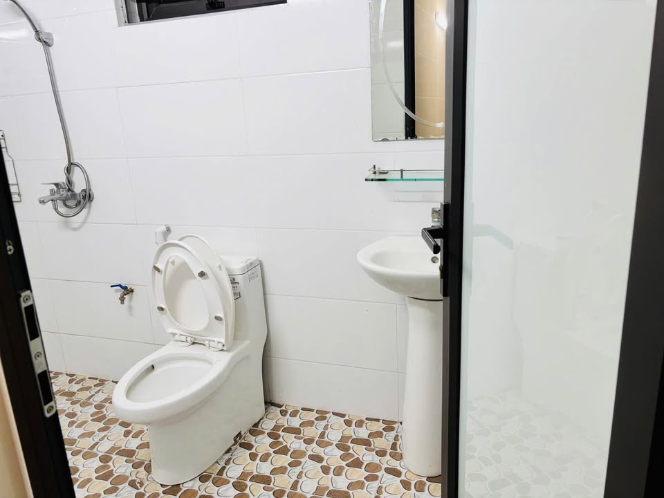 Nhà riêng Phạm Đình Toái, Vinh 81.5m² giá 3.8 tỷ - Ô tô tránh nhau thoải mái!