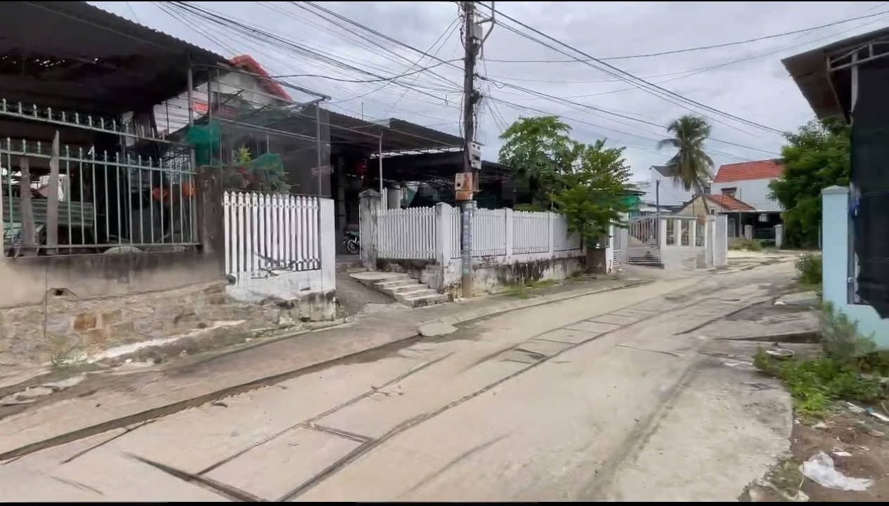 Đất tái định cư Diên Khánh 104.2m² giá 1.599 tỷ - Vị trí đẹp, đường ô tô 9m!