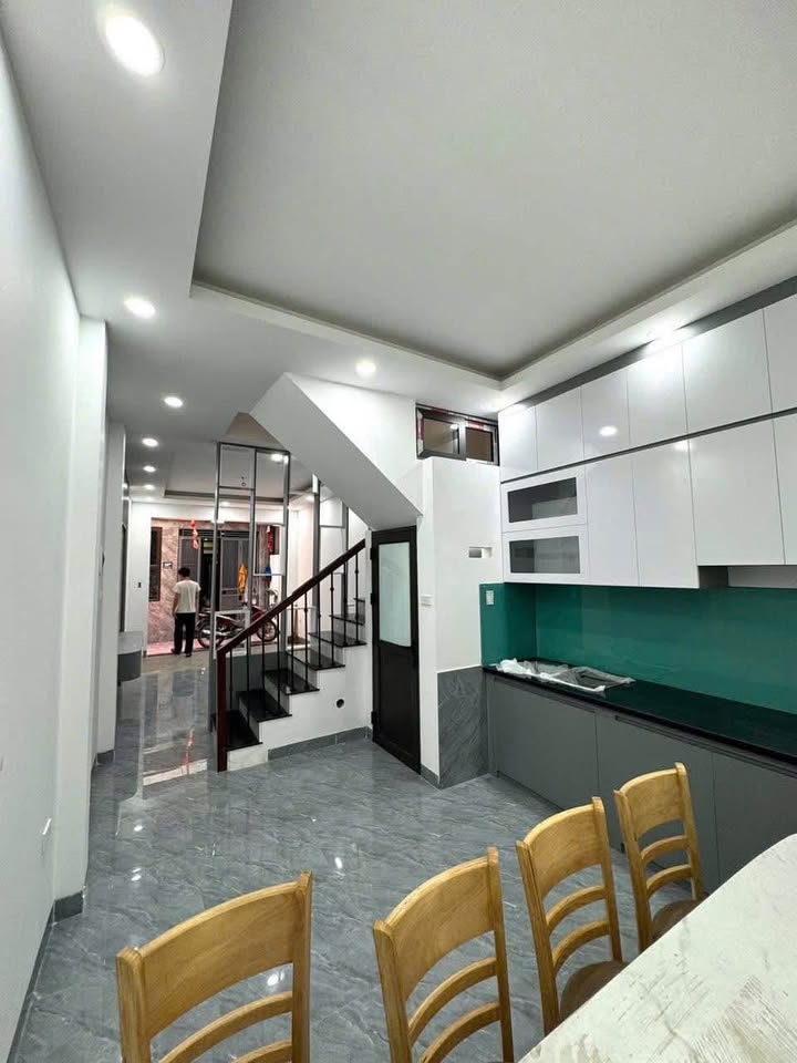 Nhà riêng Phường Vĩnh Hưng, Hoàng Mai 35m² giá 3.79 tỷ - Đường ô tô vào gần!
