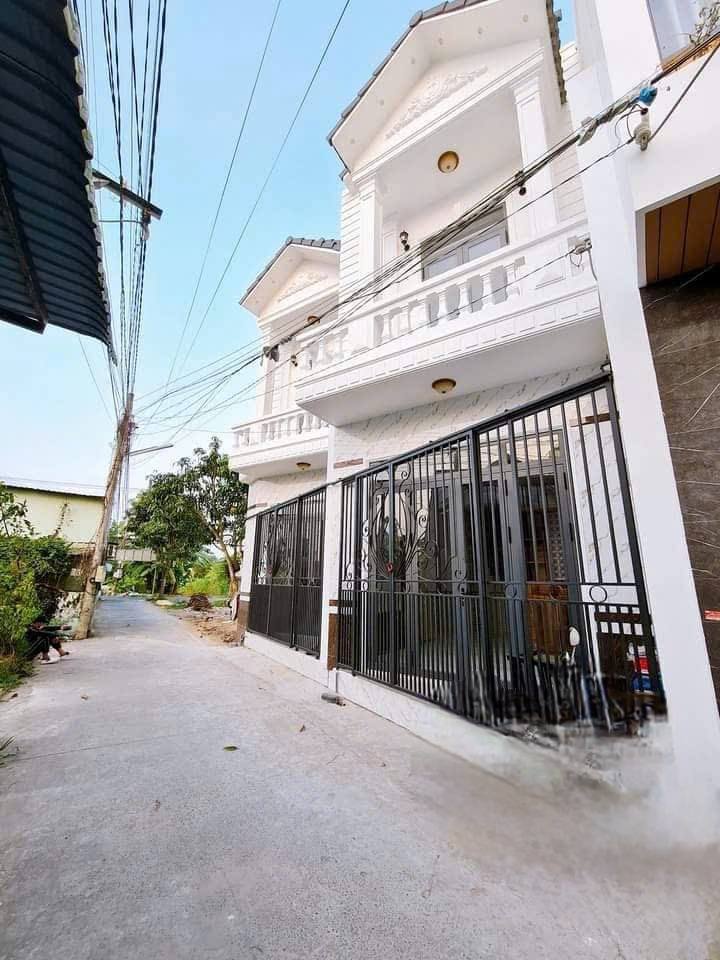 Nhà 1 trệt 1 lầu hẻm 135 Đồng Văn Cống, Cần Thơ 40m² - Sổ hồng chính chủ, giá tốt!