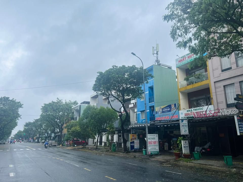 Dãy trọ mặt tiền Kinh Dương Vương, Đà Nẵng 108m² giá 8 tỷ - Kinh doanh sầm uất!