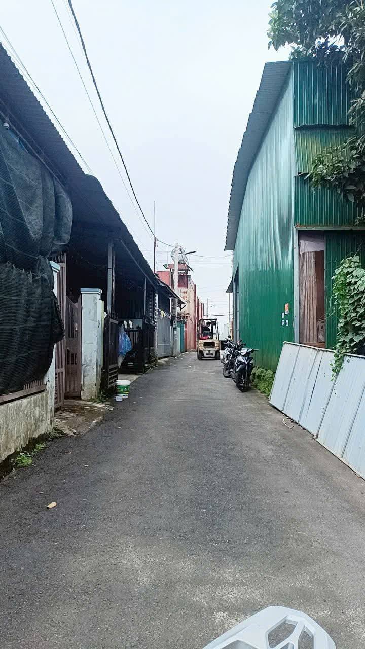 Nhà cấp bốn Bảo Lộc 130m² giá 2.1 tỷ - Sân đậu ô tô tiện lợi!