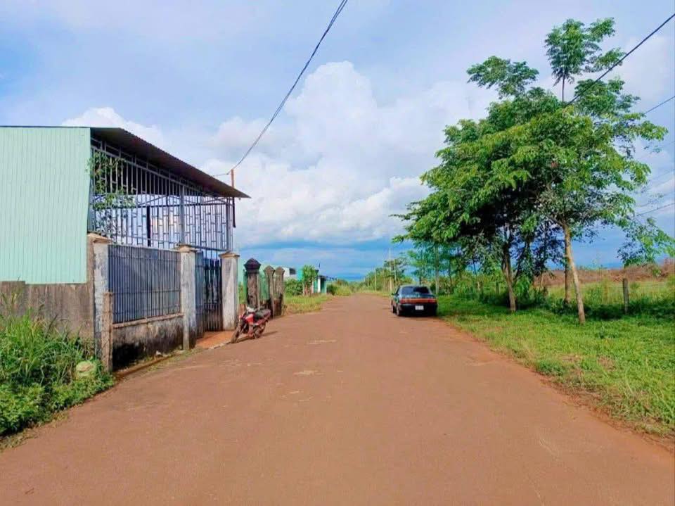 Đất nền Biển Hồ, Pleiku 210m² giá 500 triệu - Sổ đỏ chính chủ, giao dịch nhanh chóng!