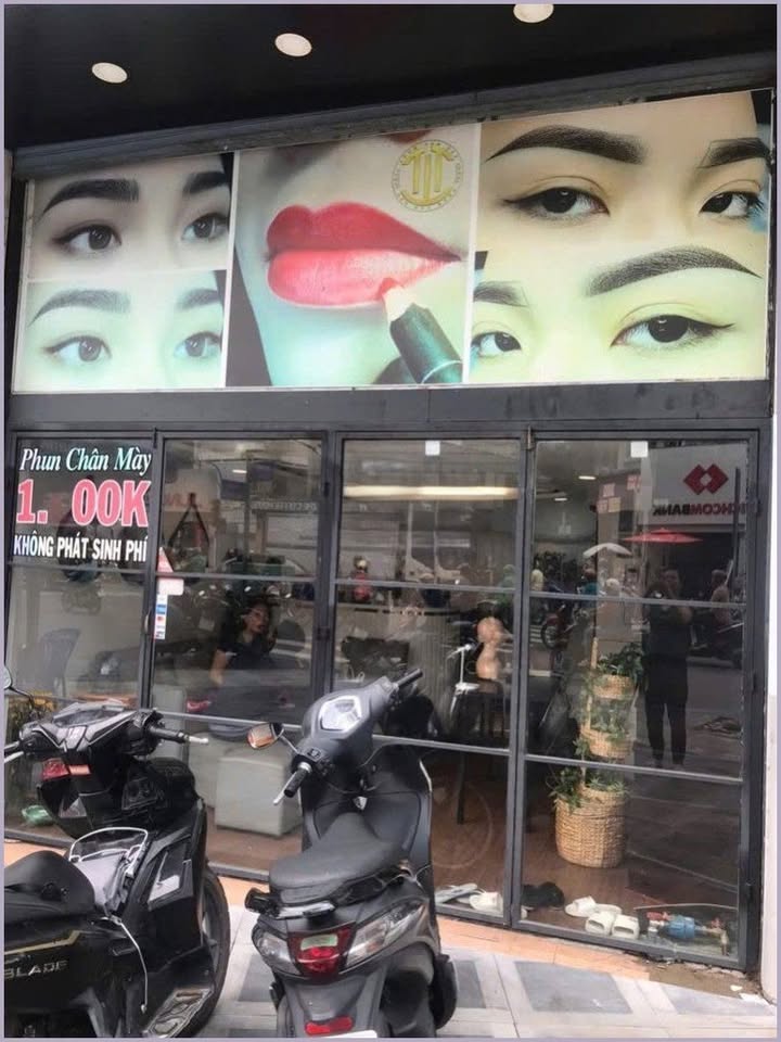 Cho thuê mặt bằng mặt tiền đường 3/2, Quận 10, 24m² - Kinh doanh sầm uất!