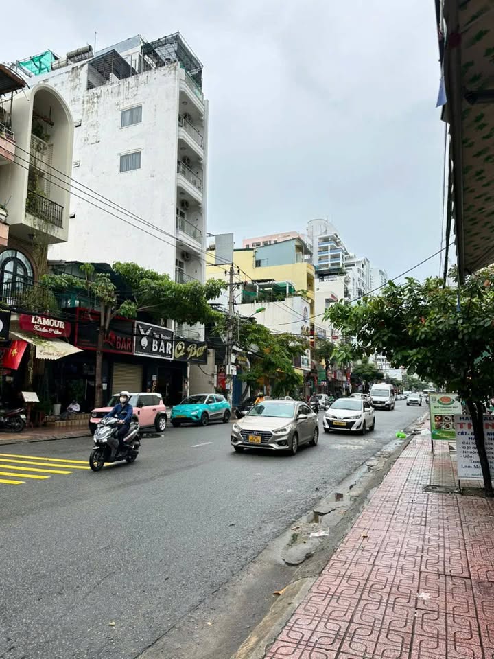 Nhà mặt tiền kinh doanh Nguyễn Thiện Thuật Nha Trang 65.5m² giá 25 tỷ - Đầu tư sinh lời ngay!