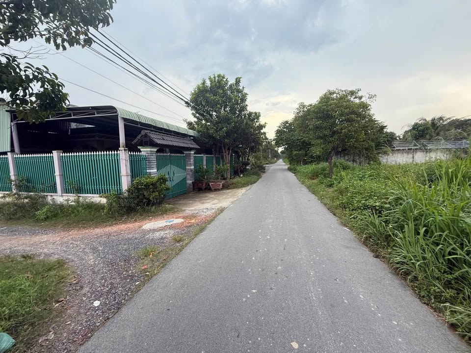 Đất nền Củ Chi 135m² giá 2 tỷ - Mặt tiền đường nhựa 218, sẵn sàng xây dựng!