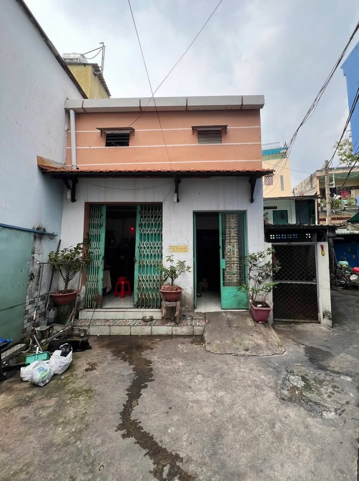 Nhà riêng Hậu Giang Quận 6 115m² giá 7 tỷ - Tiện xây mới