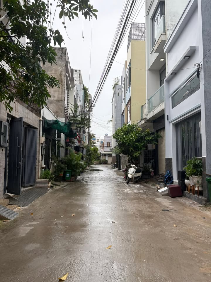 Đất nền Bưng Ông Thoàn, Phú Hữu, Quận 9 - 51m² giá 3.75 tỷ - Cơ hội đầu tư hiếm có!