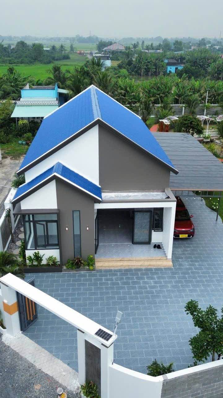 Farm tại xã Tân Lân, Cần Đước 2100m² giá 9.2 tỷ - Tiềm năng đầu tư lớn!