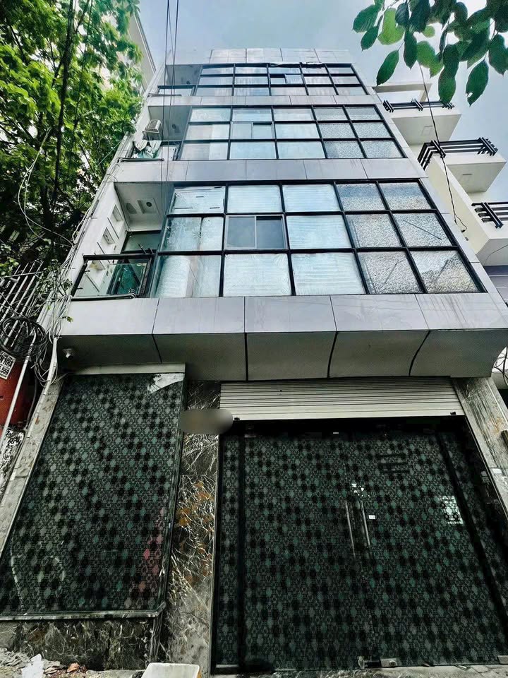 Tòa nhà CHDV Lạc Long Quân Q11 84m² giá 12,5 tỷ - Đầu tư sinh lời cao!