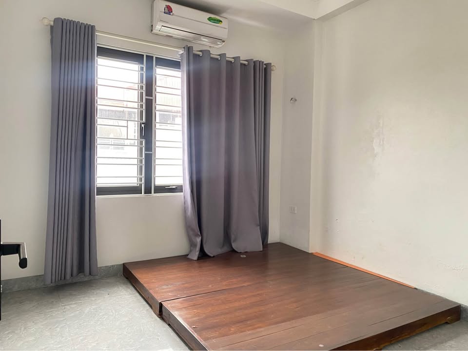 Nhà 3 tầng Nguyên Khê, Đông Anh 40m² - Sổ đỏ chính chủ, dọn vào ở ngay!