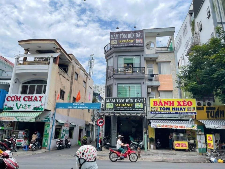Nhà mặt tiền 23 Vườn Lài, Tân Phú 100m² giá 20 tỷ - Kinh doanh sầm uất!
