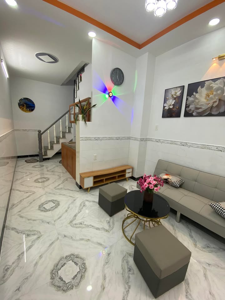 Nhà 1 Trệt 1 Lầu tại Tân Kim, Cần Giuộc - Chỉ 740 triệu, Thương lượng nhẹ!