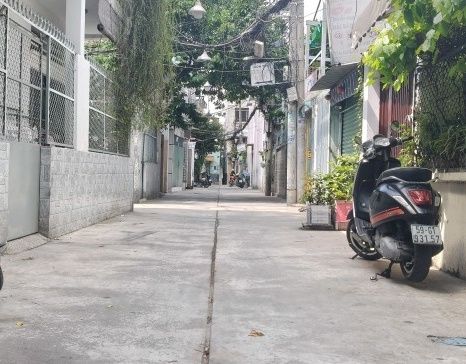 Nhà phố Cách Mạng Tháng 8, Q.3, 38m² giá 4.95 tỷ - Cực hiếm trên thị trường!