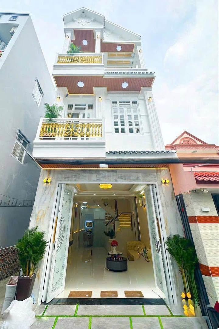 Nhà mặt tiền kinh doanh Huỳnh Tấn Phát, Quận 7, 60m², giá 6.95 tỷ - Sẵn sàng vào ở ngay!