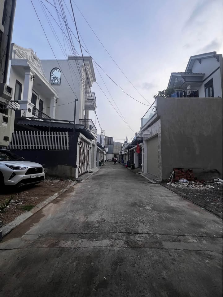 Nhà bán gấp tại khu phố 9, phường Tân Biên, Biên Hòa - 77m² chỉ 2.75 tỷ!