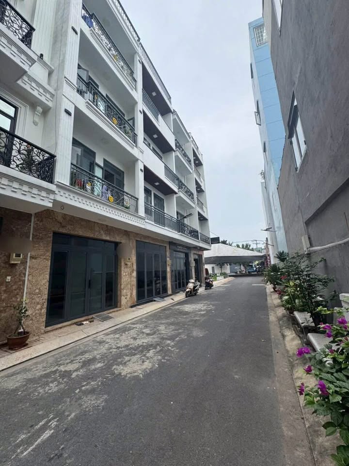 Đất Thoại Ngọc Hầu, Quận Tân Phú 50m² giá 5.8 tỷ - Sổ đỏ chính chủ!