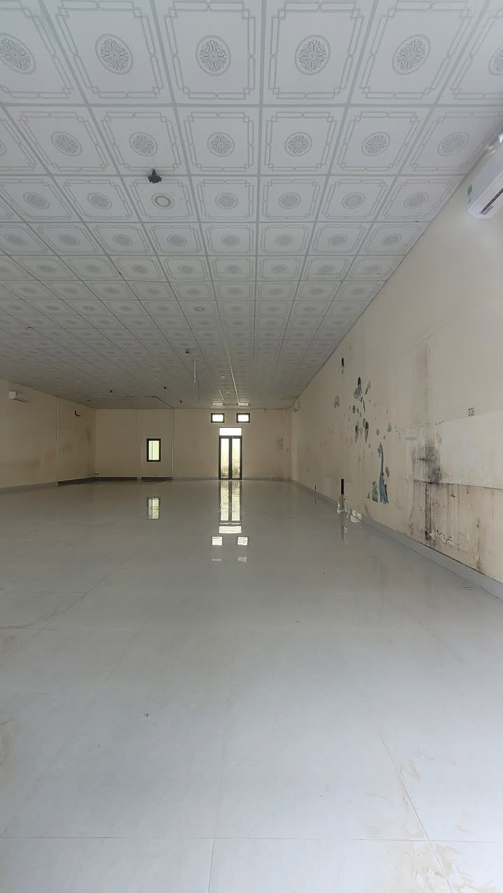 Cho thuê FrontHouse 200m² tại Phan Thiết - Vị trí đắc địa kinh doanh sầm uất!