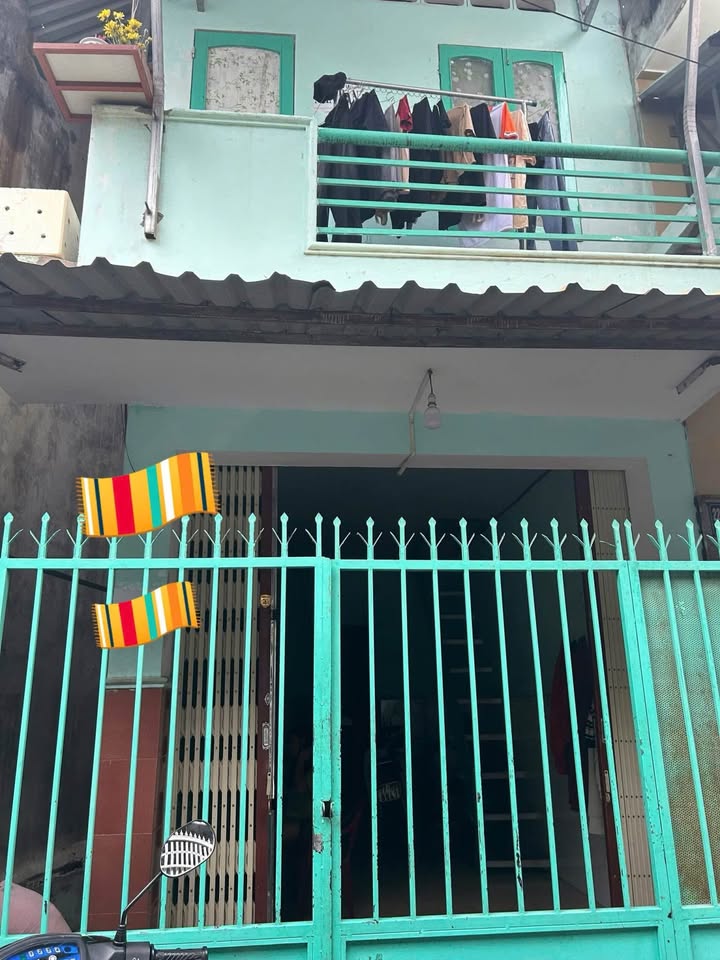 Nhà hẻm Tây Sơn Quang Trung 35m² giá chỉ 750 triệu - Tiện ích đầy đủ!