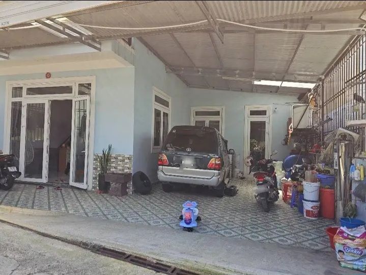 Nhà 2 tầng đường Ngô Thì Sĩ, phường Xuân Hương Đà Lạt 141m² - Giá chỉ 3 tỷ thương lượng!