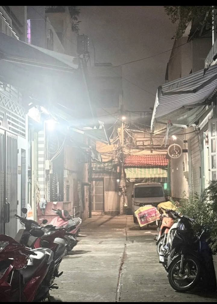 Nhà hẻm xe hơi Lê Văn Quới, Bình Tân 40.6m² giá 4.35 tỷ - Vị trí đẹp, an ninh!