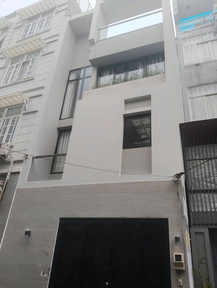 Nhà phố Tân Kiểng Quận 7, 53m² giá 10.5 tỷ - Ô tô vào tận nhà!