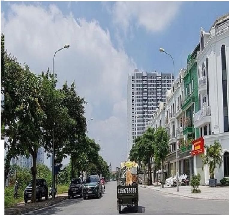 Đất Cửu Việt, Gia Lâm 42m² giá 4 tỷ - Ngõ thông ô tô, vị trí đắc địa!