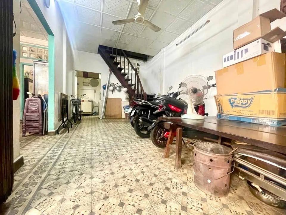 Nhà phố Ngô Gia Tự, Q10, 96m² giá 11.5 tỷ - Gần vòng xoay Lý Thái Tổ!