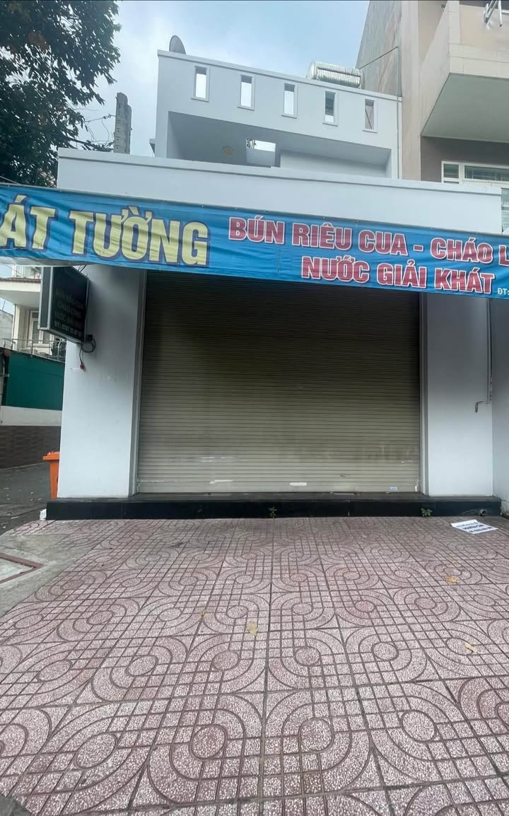 Cho thuê nhà mặt tiền đường Lê Văn Việt 90m² giá 17 triệu - Vị trí sầm uất, đông đúc!