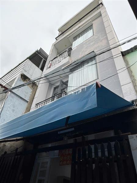 Nhà đẹp 4 tầng Lò Gốm Quận 6 33m² - Sẵn sàng vào ở ngay!