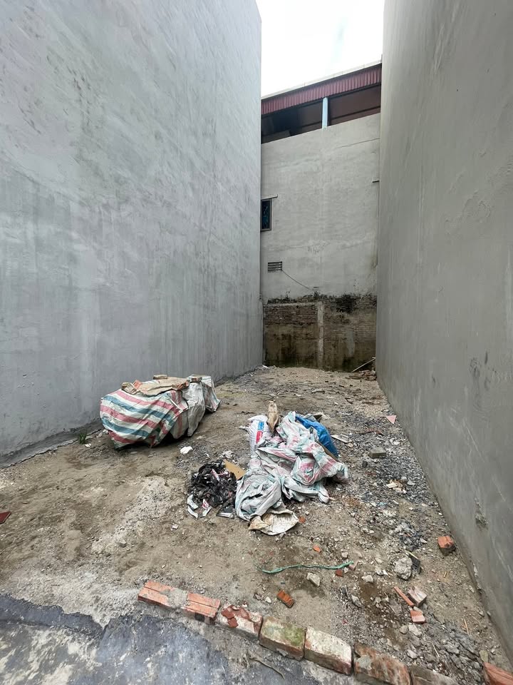 Đất nền Ngọc Hồi, Thanh Trì 40m² giá 4 tỷ - Hướng Đông, pháp lý rõ ràng!