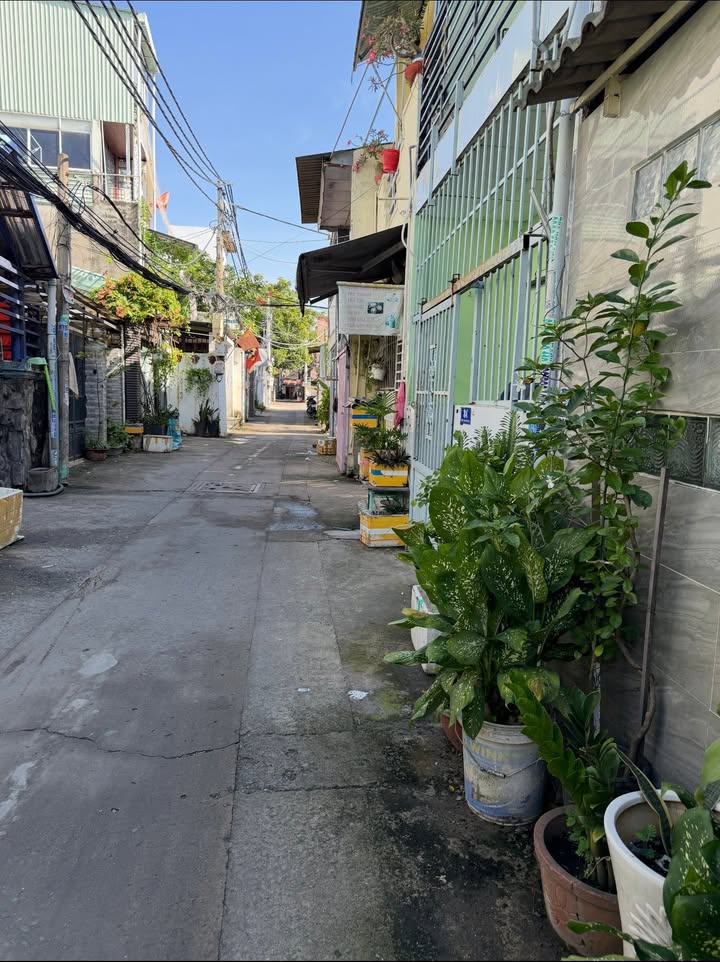 Nhà cho thuê đường Phạm Văn Đồng, Thủ Đức 144m² giá 5 tỷ - Đối diện Giga Mall!