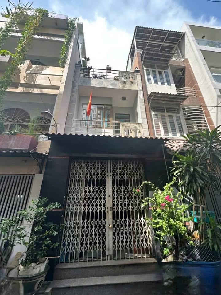 Nhà phố Hậu Giang, Quận 6, 41.4m² giá 7.2 tỷ - Pháp lý rõ ràng, khu dân trí cao!