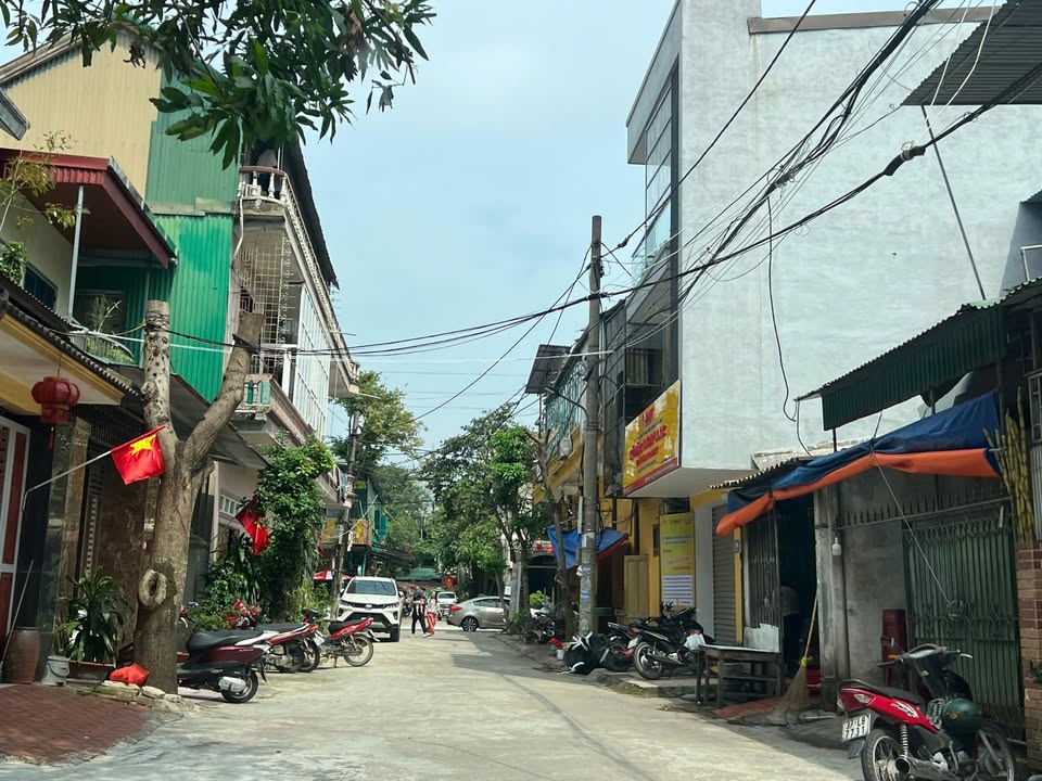 Nhà 2 tầng Trần Thủ Độ, 99m² giá 5.12 tỷ - Kinh doanh sầm uất!