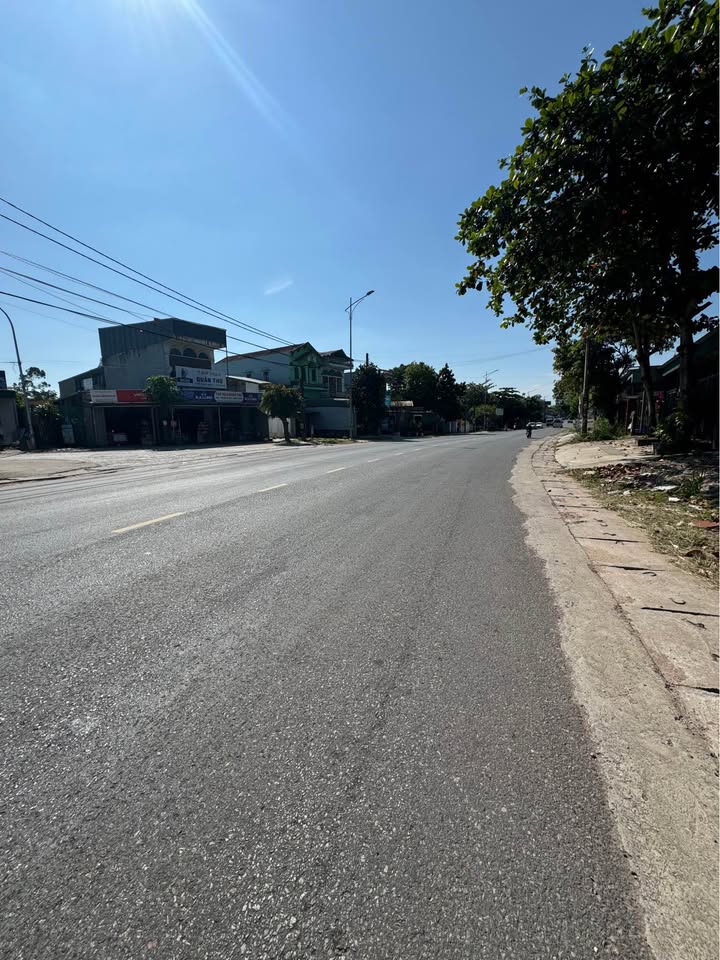 Đất mặt đường Quốc lộ 18, Móng Cái 270m² - Phù hợp kinh doanh, xây xưởng!