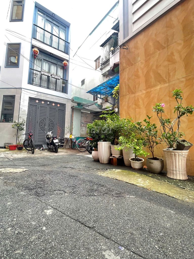 Đất Trống 30m² HXH Trần Huy Liệu - Giá 5.3 tỷ - Đầu Tư Lý Tưởng!