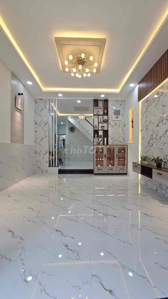 Nhà đẹp 3 phòng ngủ đường Bình Đông P14 Q8 64.7m² giá 4.6 tỷ - Sổ hồng riêng, hoàn công đầy đủ!