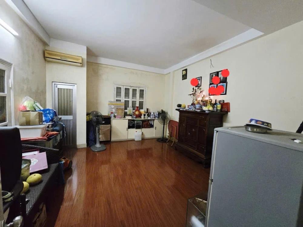 Nhà lô góc 2 mặt thoáng Thượng Đình 40.2m² giá 288 triệu - Kết nối giao thông thuận tiện!