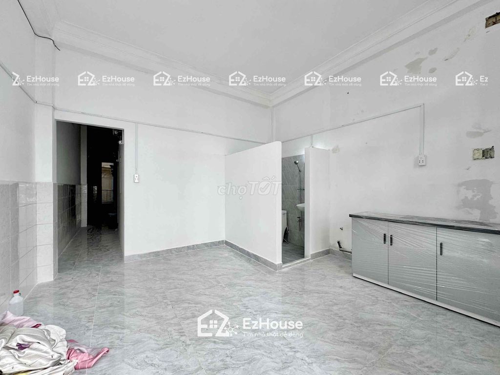 Phòng cho thuê tại Sơn Kỳ, Tân Phú 29m² giá 4.2 triệu - Nhà mới siêu đẹp, ban công thoáng mát!