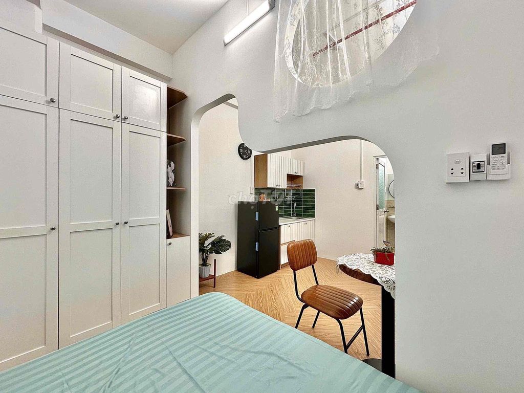 Cho Thuê Phòng Tại Trường Sa Quận 3, 30m² giá 6.5 triệu - Full nội thất cao cấp, view kênh cực chill!