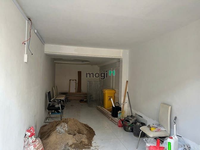 Cần cho thuê mặt bằng 2,8x8m 14 triệu - Mặt tiền sầm uất Đinh Bộ Lĩnh