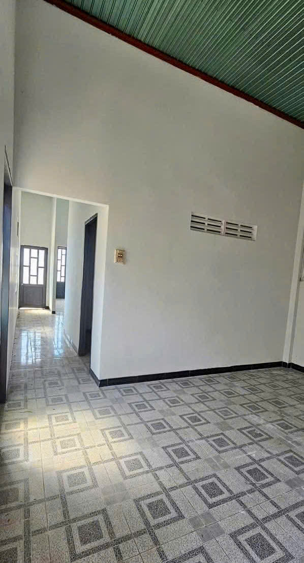 Nhà cấp 4 mặt tiền đường A4 - Cư Êbur 4.5x30m - Giá chỉ 2.990 tỷ!