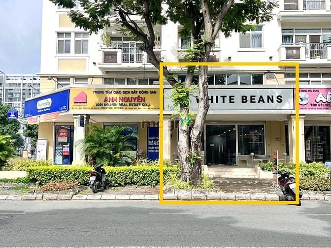 Shophouse mặt tiền Đường C, Phú Mỹ Hưng 122m² giá 24 tỷ - Đầu tư sinh lời cao!