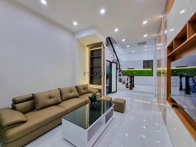 Nhà phố Nguyễn Văn Lộc, Quận Hà Đông, 28m² giá 11.6 tỷ - Kinh doanh sầm uất, ô tô vào tận nơi!