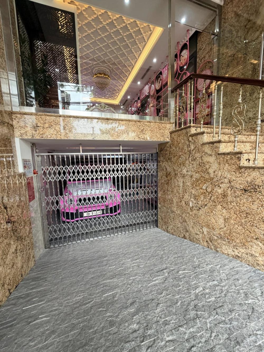 Bán tòa building 9 tầng mặt phố Trần Tử Bình 90m² giá 69 tỷ - Đầu tư sinh lời cao!