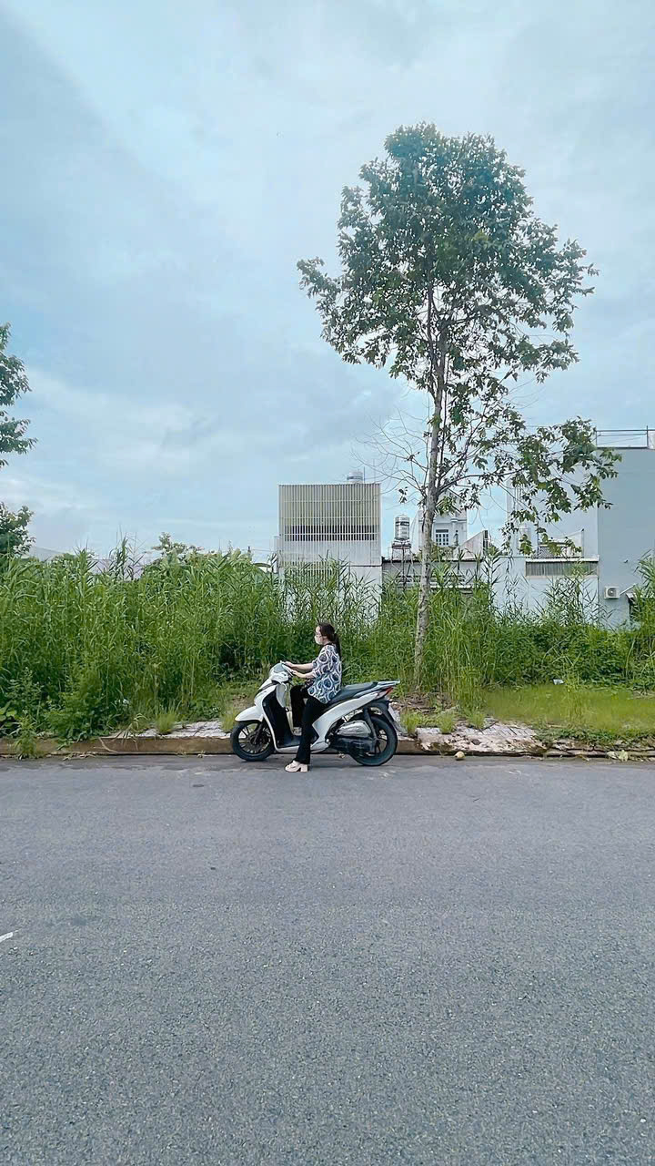 Đất nền D1 trục chính lộ 30m KDC Hồng Loan, 85m² giá 4.1 tỷ - Vị trí đẹp, không vướng cống trụ!