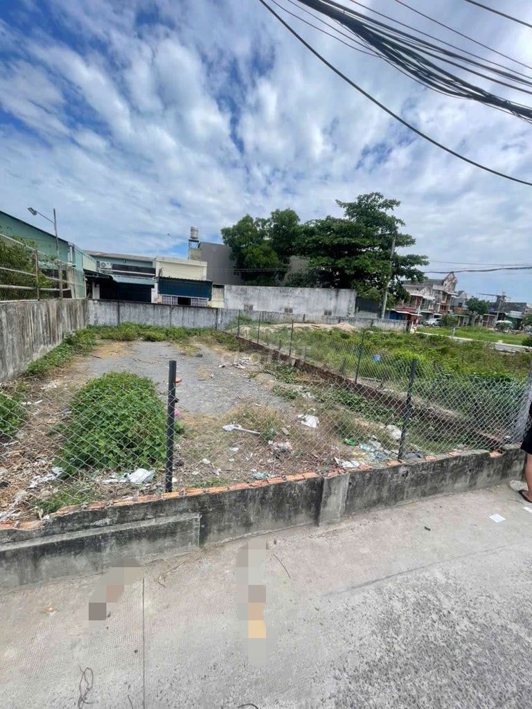 Lô đất 8x16m đường Huỳnh Thị Na, Hóc Môn giá 4.6 tỷ - Chủ gấp bán!