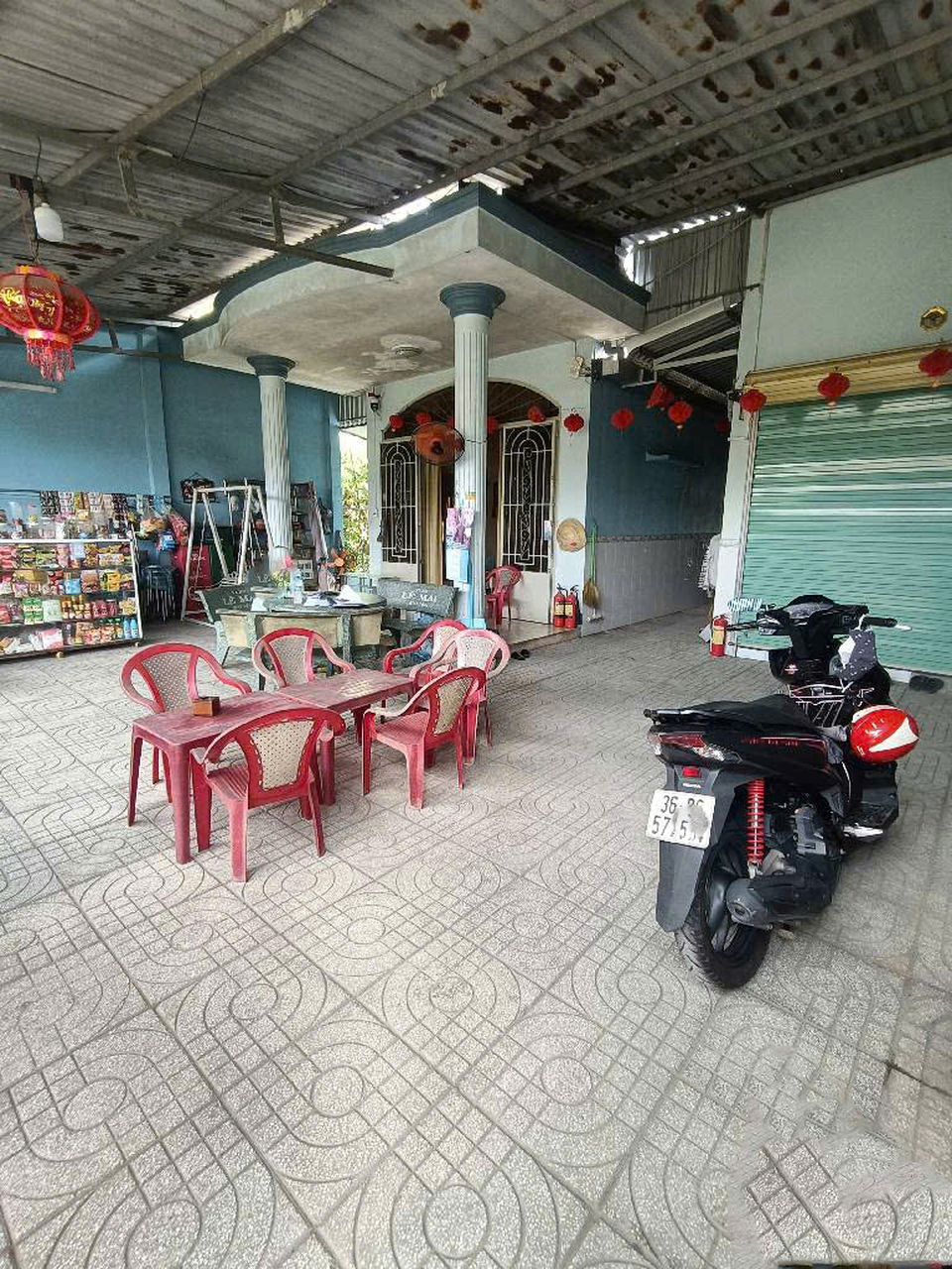 Nhà 6 Phòng Trọ SHR HXH 274m² giá 6.5 tỷ - Đầu Tư Sinh Lời Tại Hóc Môn!