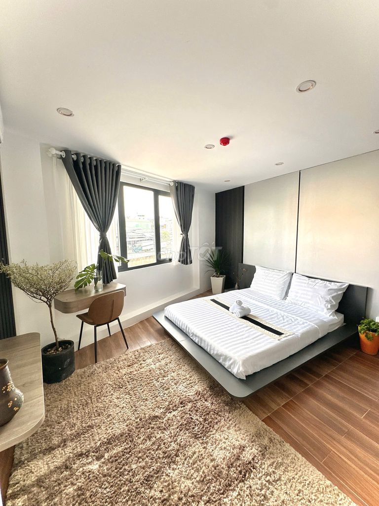 Căn hộ Studio 1PN 1PK 50m² giá 8.3 triệu - Full nội thất view đẹp ngay Dương Quảng Hàm!