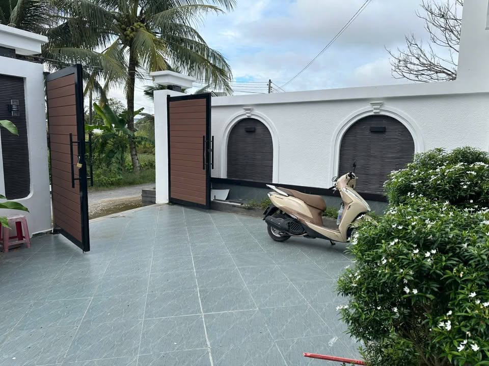 Nhà đẹp Phước Hậu, Vĩnh Long 210.5m² giá 3.3 tỷ - Không gian sống lý tưởng!